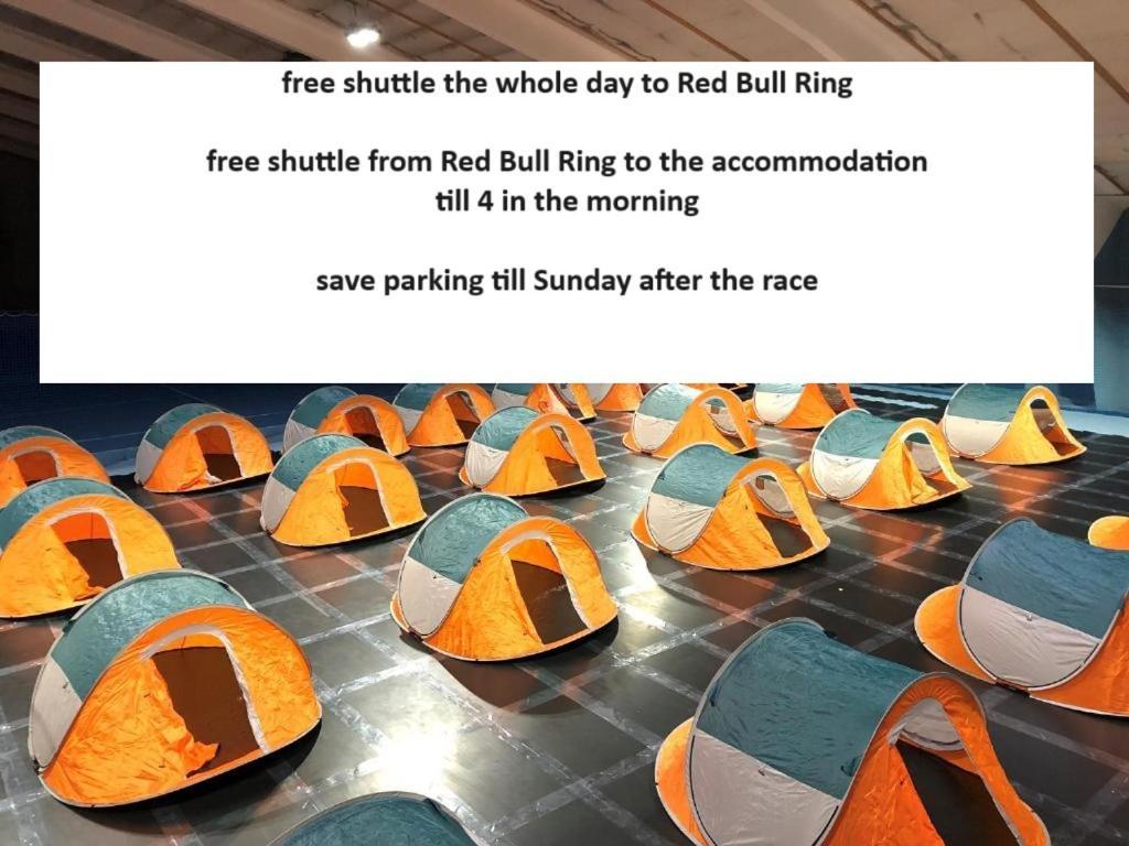 Indoor Camping Formel1 Motogp Spielberg 호텔 쥬덴버그 외부 사진